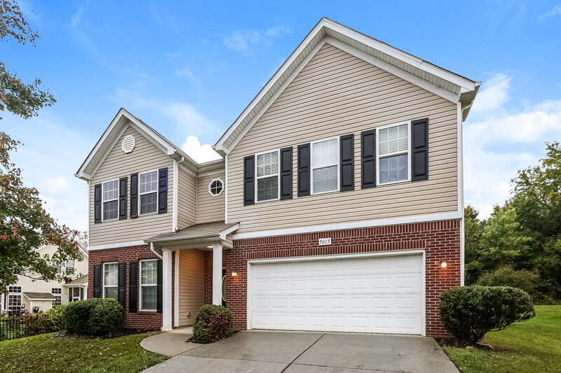 2,230/Mo, 5015 Abode Lilly Ln Charlotte, NC 28227 Front View 2