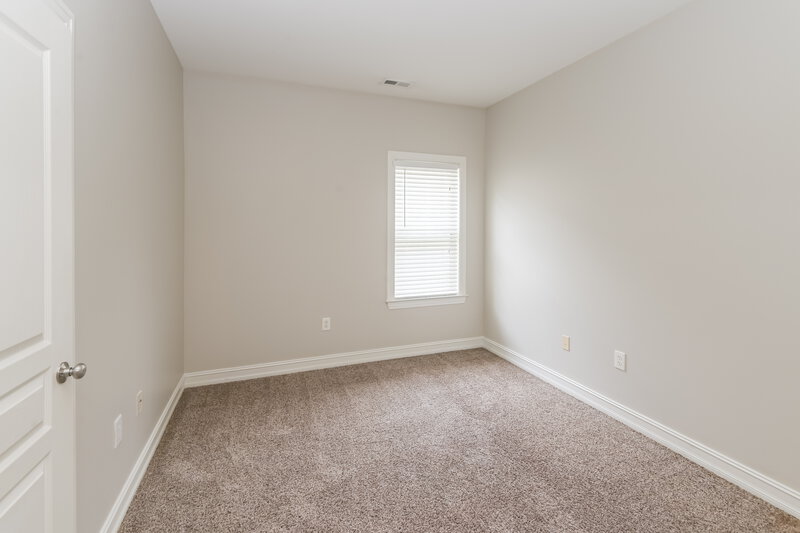 2,540/Mo, 19002 Coachmans Trce Cornelius, NC 28031 Bedroom View 3