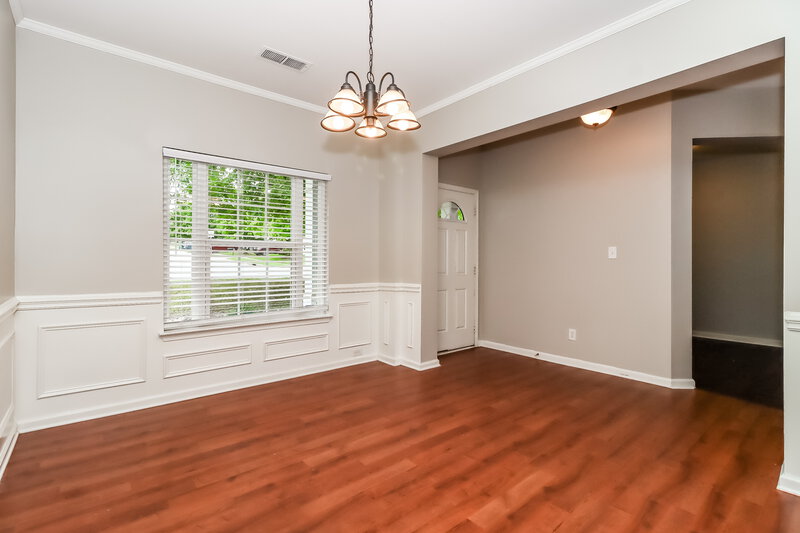 2,650/Mo, 3815 Green Pasture Road Charlotte, NC 28269 Dining Room View