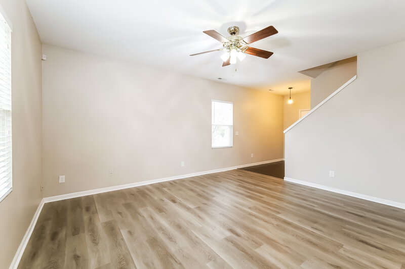 1,795/Mo, 12327 Bending Branch Rd Charlotte, NC 28227 Living Room View 2