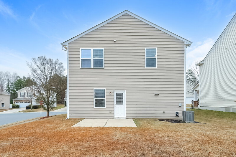 1,795/Mo, 12327 Bending Branch Rd Charlotte, NC 28227 Rear View