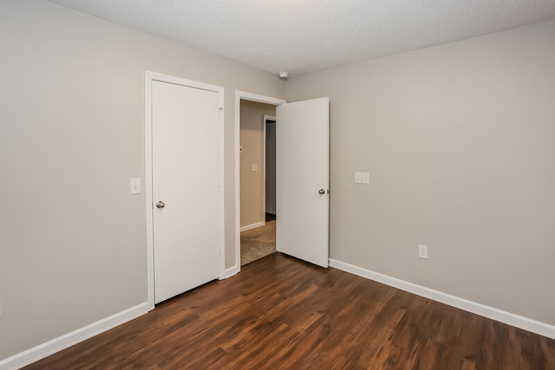 1,880/Mo, 13618 Riding Hill Ave Charlotte, NC 28213 Bedroom View 4