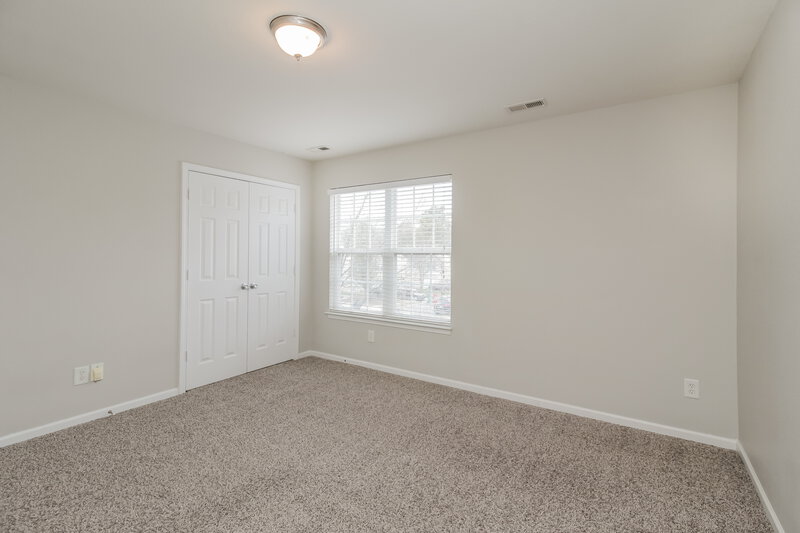 1,700/Mo, 3802 Voeltz Dr Charlotte, NC 28269 Bedroom View 3