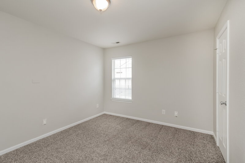 1,700/Mo, 3802 Voeltz Dr Charlotte, NC 28269 Bedroom View 4