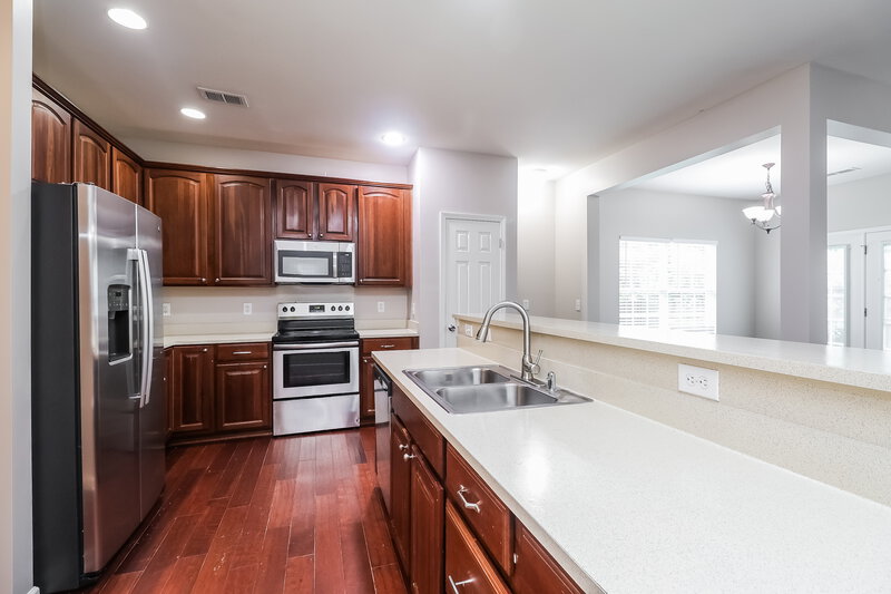 3,330/Mo, 3809 Caldwell Ridge Pkwy Charlotte, NC 28213 Kitchen View