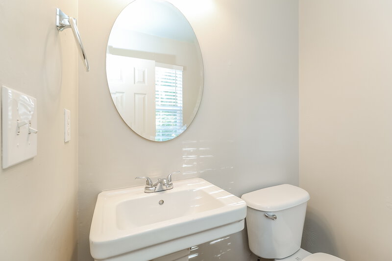 2,185/Mo, 4603 Keeneland Ln Charlotte, NC 28216 Powder Room View