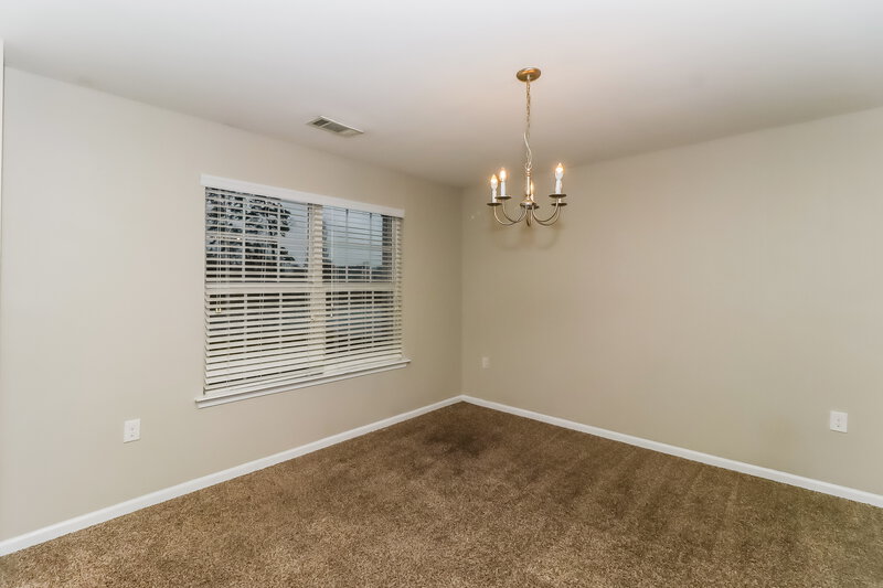 1,980/Mo, 1760 Eastway Dr Dallas, NC 28034 Dining Room View