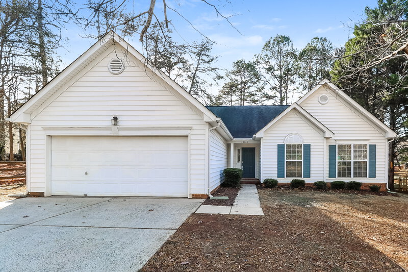 1,800/Mo, 13113 Peacock Ln Charlotte, NC 28215 External View