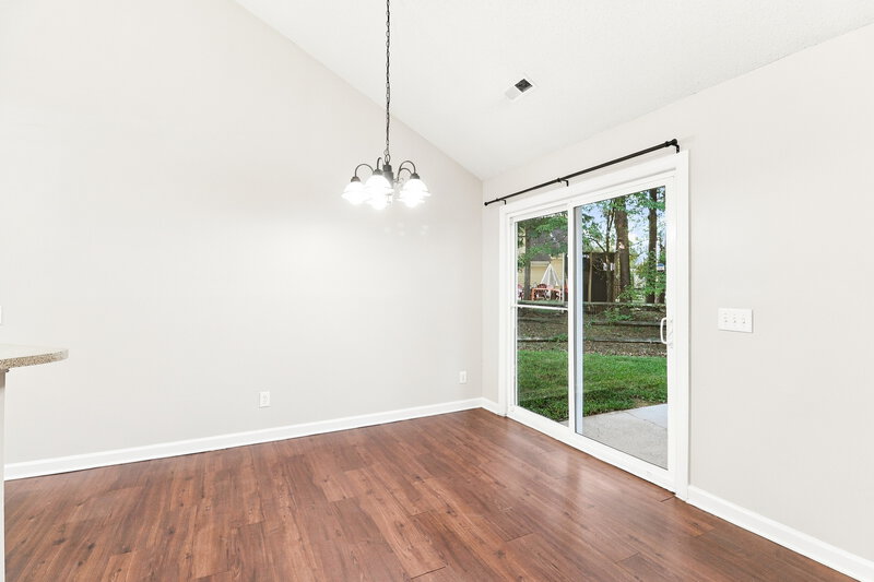 1,900/Mo, 13113 Peacock Ln Charlotte, NC 28215 Dining Room View