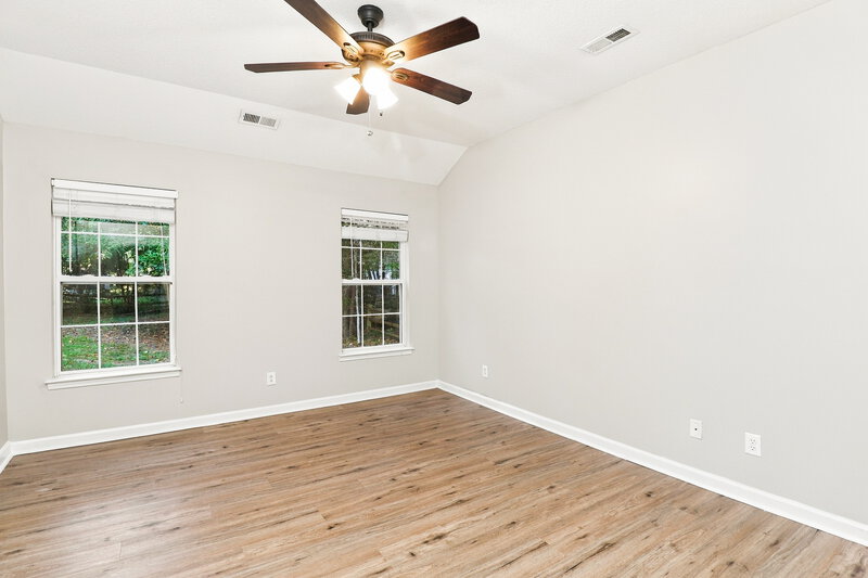1,900/Mo, 13113 Peacock Ln Charlotte, NC 28215 Primary Bedroom View