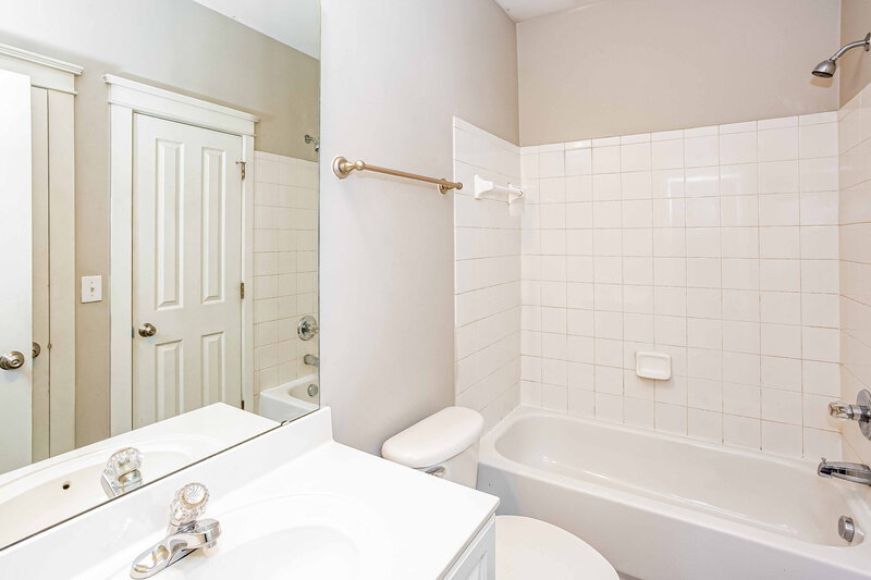 1,975/Mo, 13804 Connell Green Dr Charlotte, NC 28213 Misc View 8