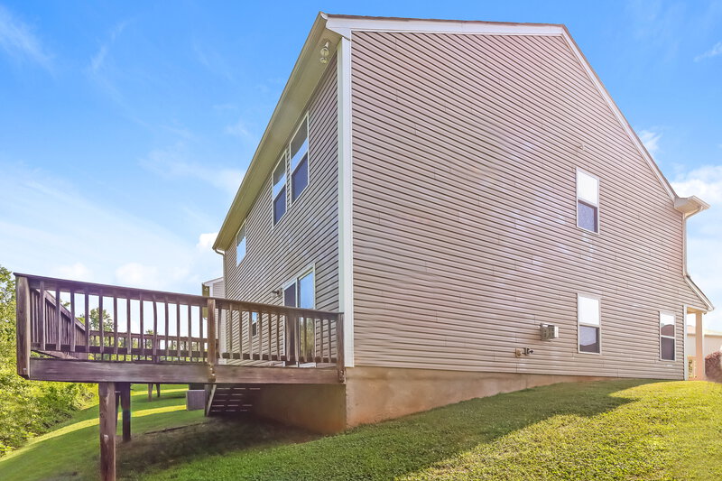 1,815/Mo, 1053 Willow Wind Dr Gastonia, NC 28054 Rear View
