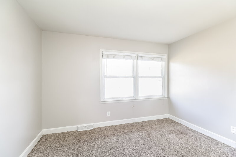 1,600/Mo, 5344 Evanshire Dr Charlotte, NC 28216 Bedroom View 2