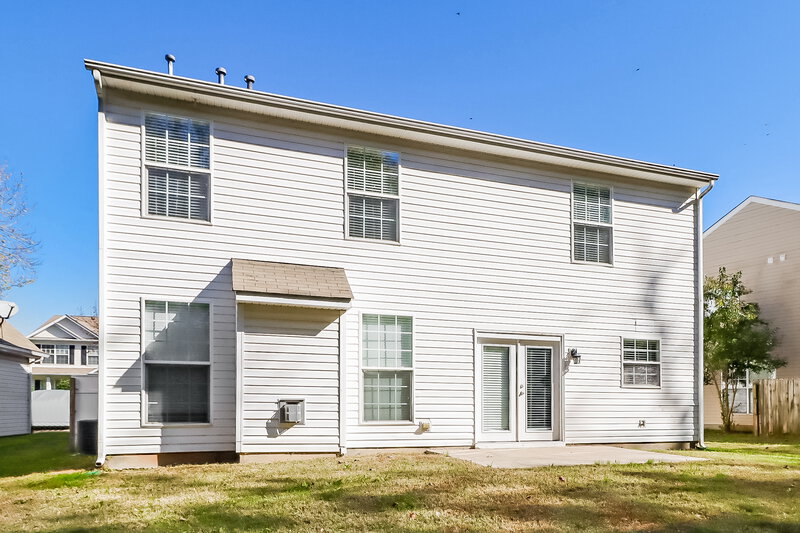 2,080/Mo, 14510 Asheton Creek Dr Charlotte, NC 28273 Rear View 2