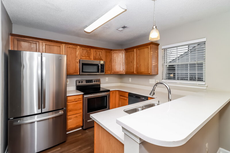 1,855/Mo, 4615 Sahalee Ln Charlotte, NC 28216 Kitchen View
