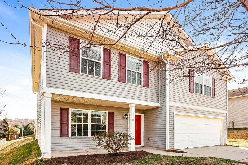 2,030/Mo, 1418 River Run Rd Lowell, NC 28098 Front View 2