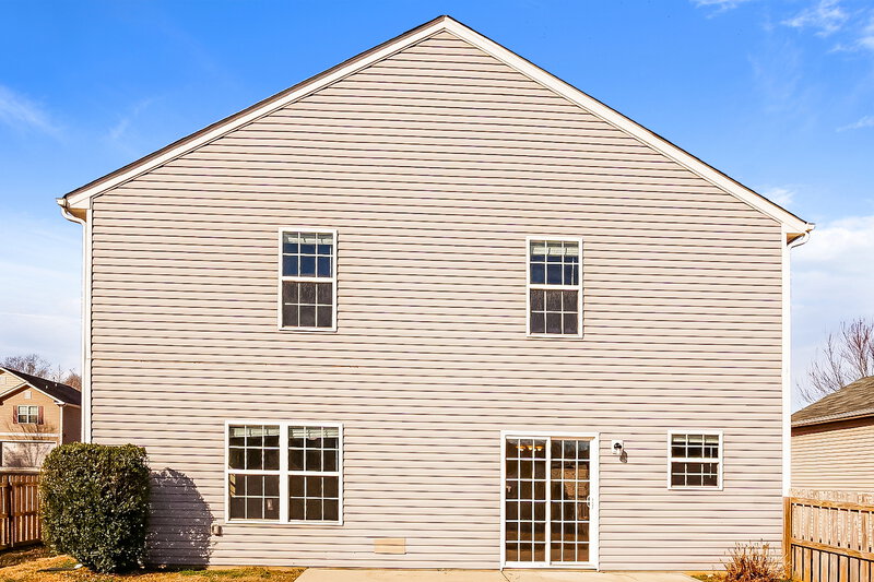 2,030/Mo, 1418 River Run Rd Lowell, NC 28098 Rear View