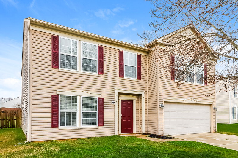 1,975/Mo, 108 Bennett Trail Dr Mount Holly, NC 28120 Front View 2