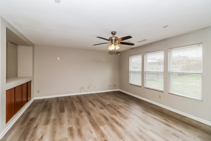 1,975/Mo, 108 Bennett Trail Dr Mount Holly, NC 28120 Living Room View