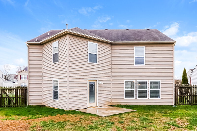 1,975/Mo, 108 Bennett Trail Dr Mount Holly, NC 28120 Rear View 2