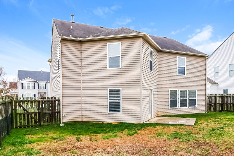 1,975/Mo, 108 Bennett Trail Dr Mount Holly, NC 28120 Rear View 3