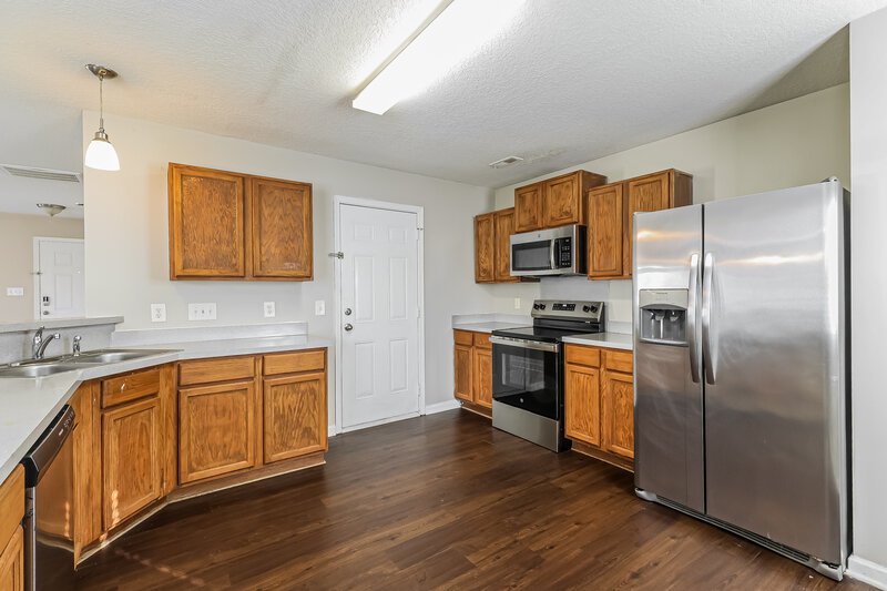 1,780/Mo, 810 Mattox Ct Charlotte, NC 28216 Kitchen View 2