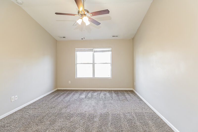 1,780/Mo, 810 Mattox Ct Charlotte, NC 28216 Main Bedroom View