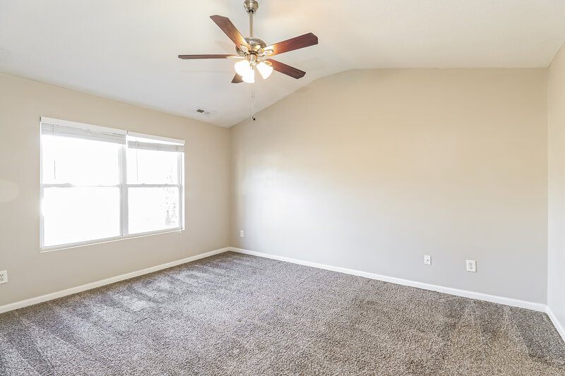 1,780/Mo, 810 Mattox Ct Charlotte, NC 28216 Main Bedroom View 2