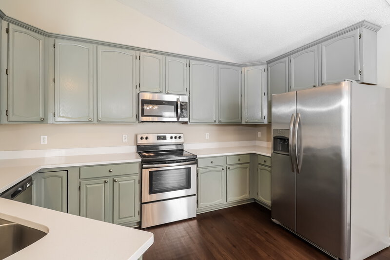 1,875/Mo, 10734 Spruce Mountain Rd Charlotte, NC 28214 Kitchen View 2