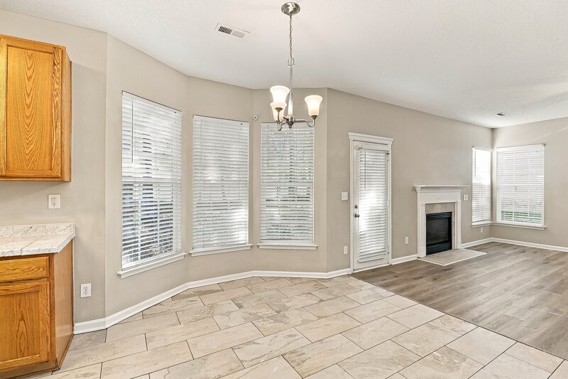 2,405/Mo, 4521 Hyperion Ct Charlotte, NC 28216 Breakfast Nook View