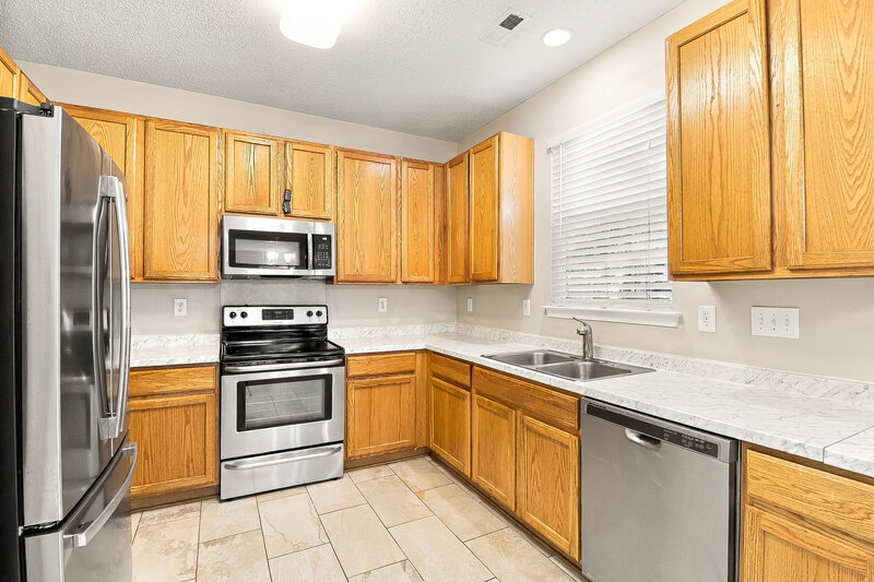 2,405/Mo, 4521 Hyperion Ct Charlotte, NC 28216 Kitchen View