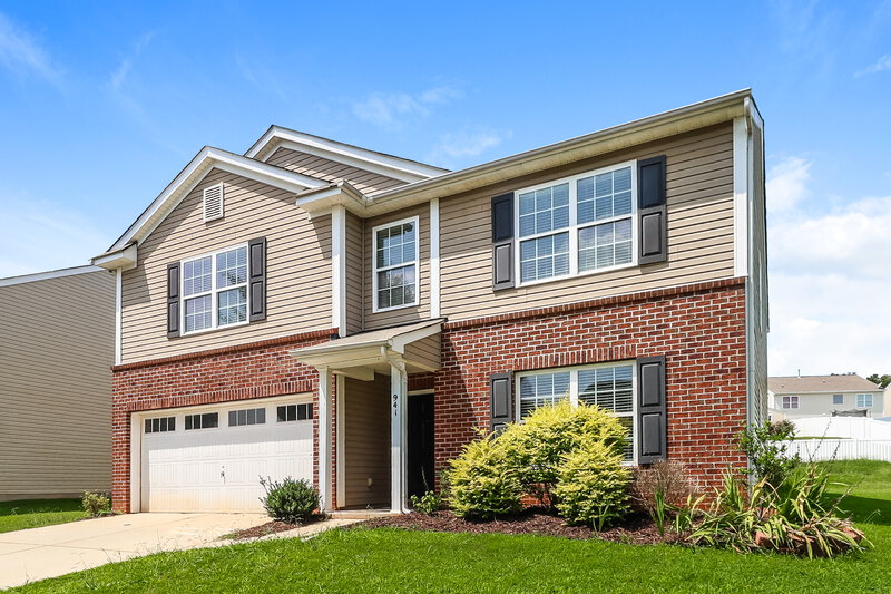 2,220/Mo, 941 Silverberry St Gastonia, NC 28054 Front View