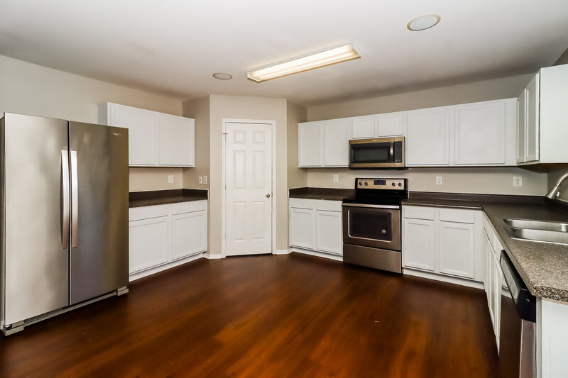 3,050/Mo, 941 Silverberry St Gastonia, NC 28054 Kitchen View 2