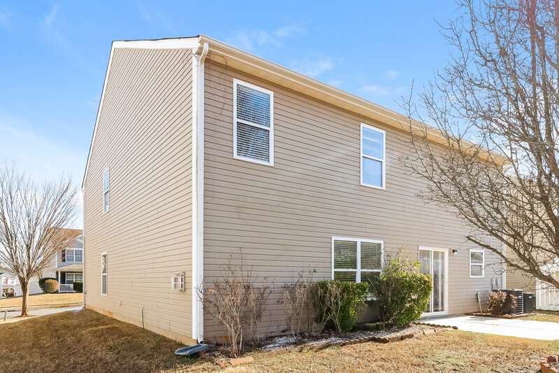 3,050/Mo, 941 Silverberry St Gastonia, NC 28054 Rear View