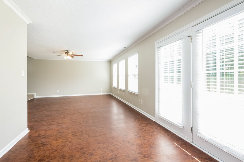 2,085/Mo, 4407 Staffordshire Ln Charlotte, NC 28213 Living Room View