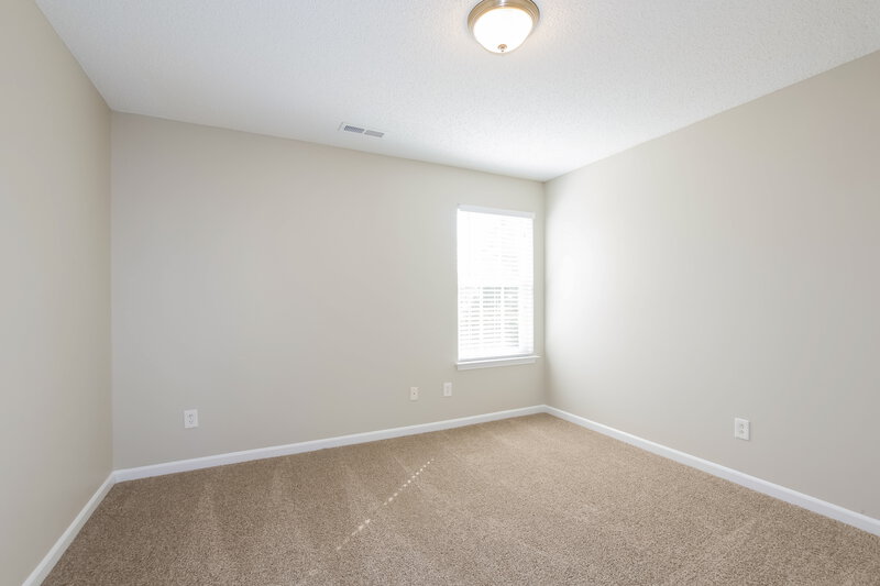 2,085/Mo, 4407 Staffordshire Ln Charlotte, NC 28213 Bedroom View 2