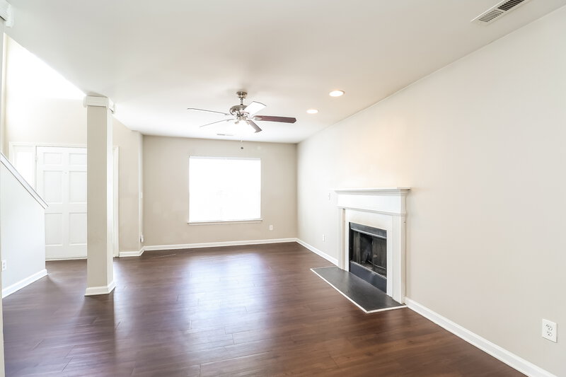 1,865/Mo, 7823 Montbrook Dr Charlotte, NC 28214 Misc View 3