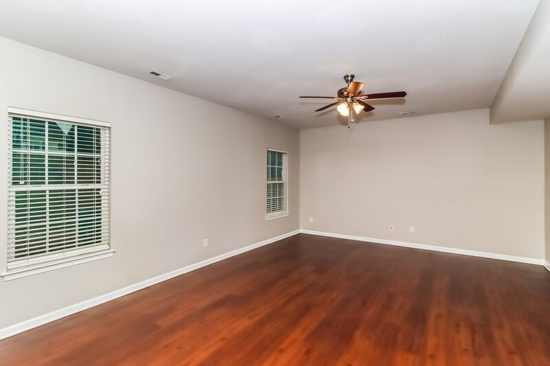 2,585/Mo, 9035 Goldfields Dr Charlotte, NC 28227 Living Room View