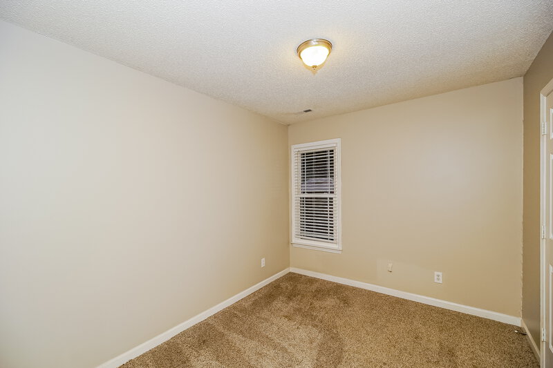 1,810/Mo, 7912 Trotter Rd Charlotte, NC 28216 Bedroom View 2