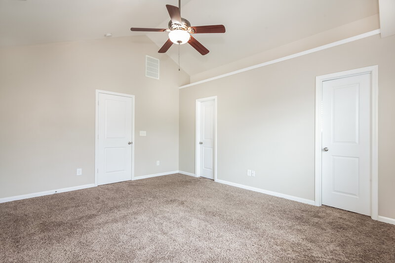 1,735/Mo, 2913 Westbury Ct Dallas, NC 28034 Main Bedroom View