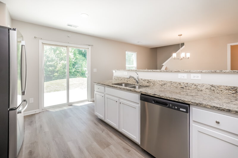 1,785/Mo, 2132 Boulder Ct Gastonia, NC 28054 Kitchen View 2