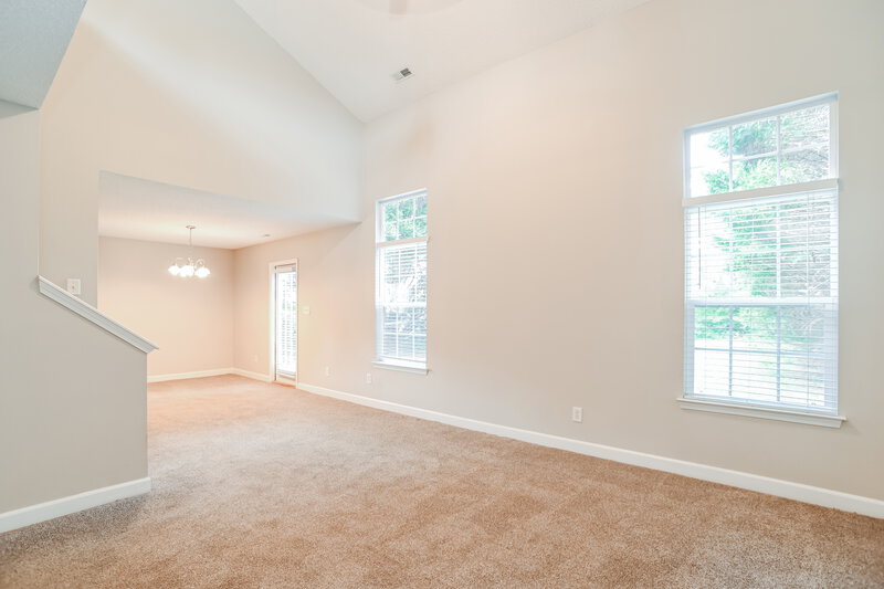 1,840/Mo, 604 Overlook Rd Lowell, NC 28098 Living Room View 3