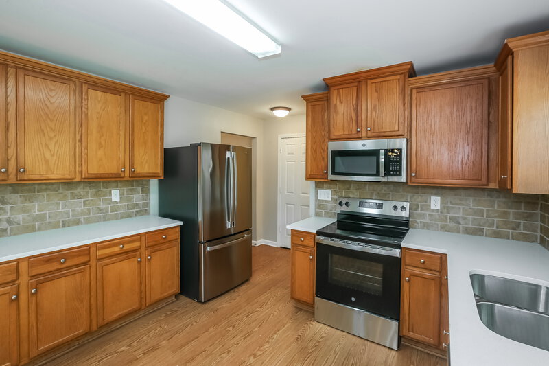 2,265/Mo, 6010 Firethorne Ln Concord, NC 28025 Kitchen View