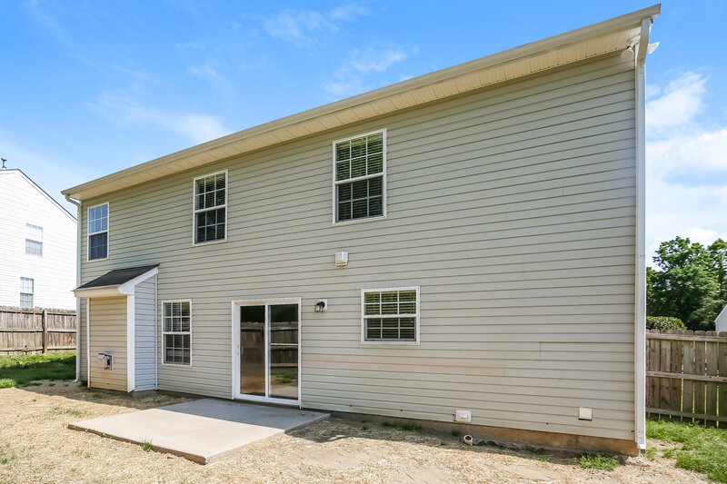 2,265/Mo, 6010 Firethorne Ln Concord, NC 28025 Rear View 2