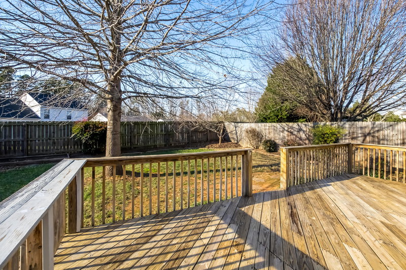 1,955/Mo, 2002 Great Falls Dr Monroe, NC 28110 Deck View