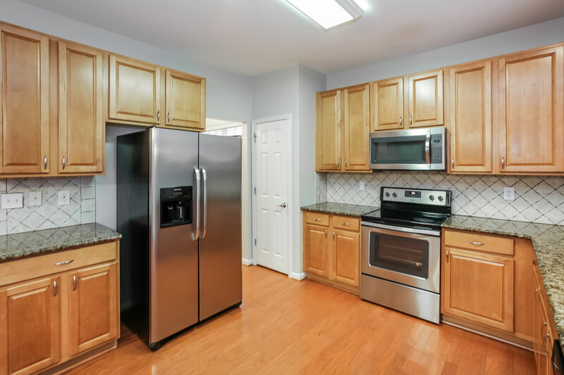 2,165/Mo, 4004 Houldsworth Dr Charlotte, NC 28213 Misc View 5