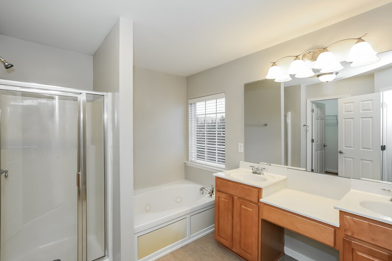 2,165/Mo, 4004 Houldsworth Dr Charlotte, NC 28213 Misc View 8