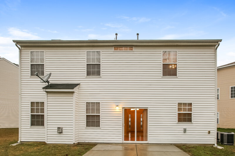 2,165/Mo, 4004 Houldsworth Dr Charlotte, NC 28213 Misc View 14