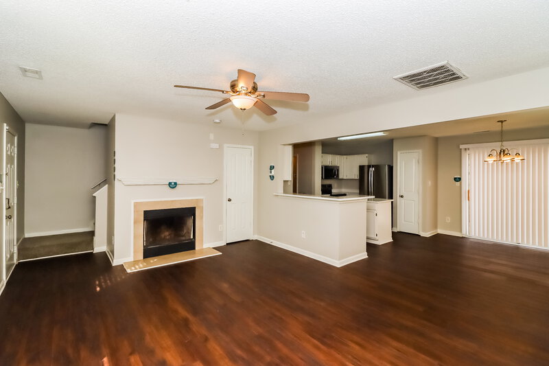 1,800/Mo, 9838 Aviary Hill Way Charlotte, NC 28214 Living Room View