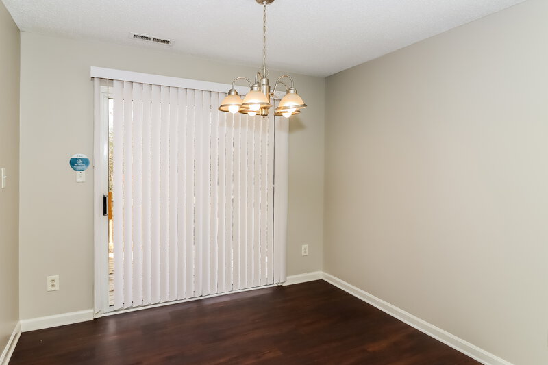 1,800/Mo, 9838 Aviary Hill Way Charlotte, NC 28214 Dining Room View